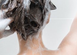 mycie włosów metodą kubeczkową